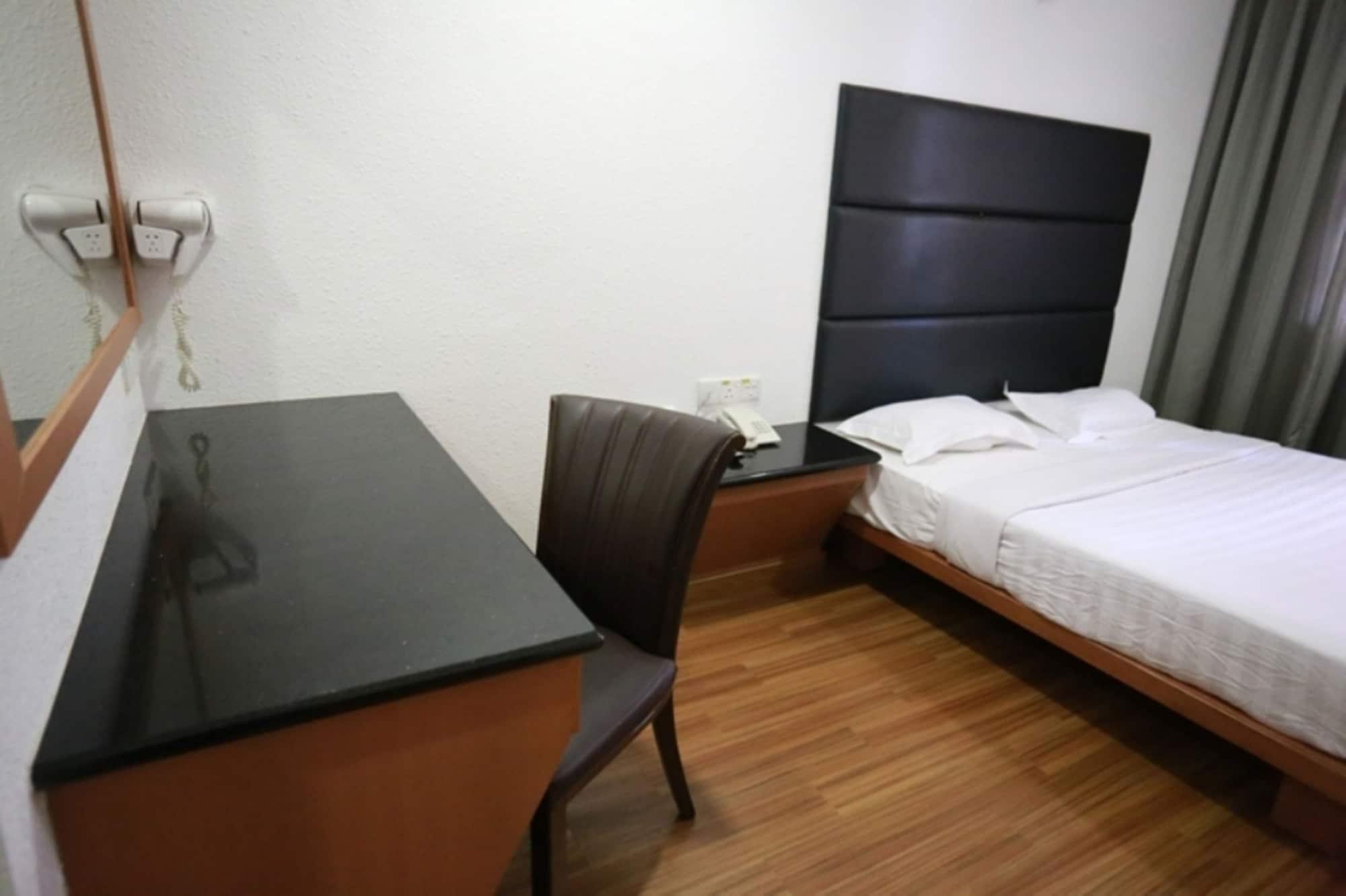 Crystal Lodge Kota Bharu Eksteriør bilde