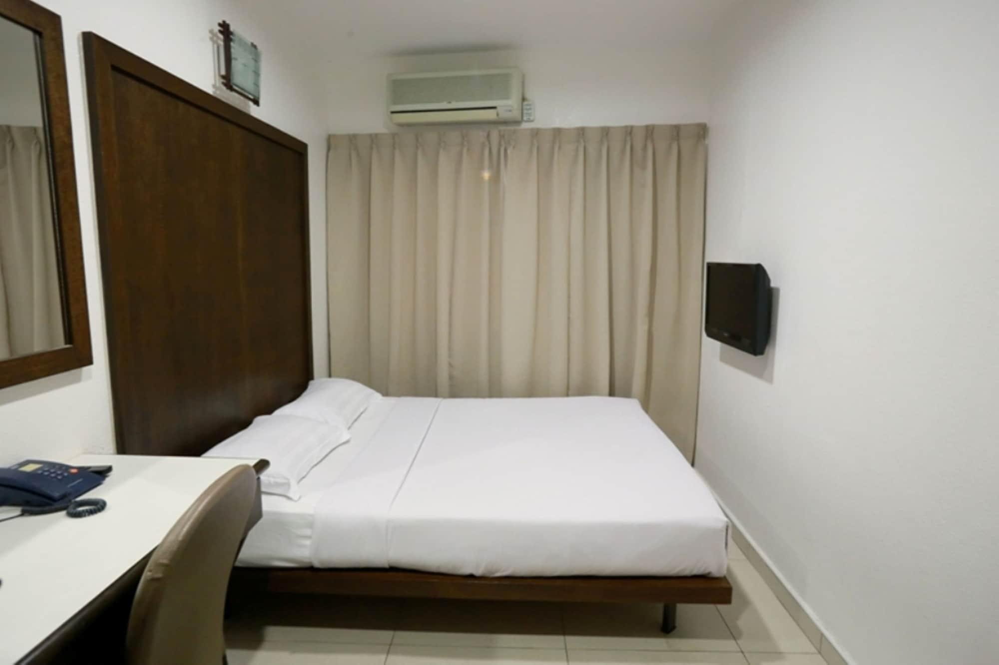 Crystal Lodge Kota Bharu Eksteriør bilde
